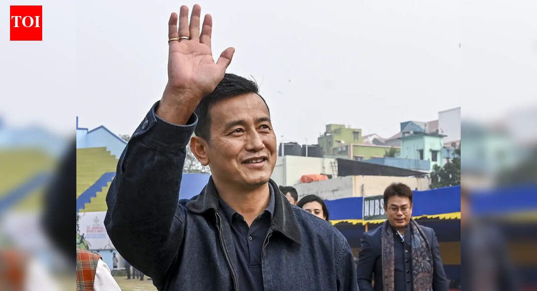 भारतीय फुटबॉल के दिग्गज भाईचुंग भूटिया ने कोलकाता में लियोनेल मेस्सी के कार्यक्रम में अव्यवस्था की निंदा की: ‘खेल को प्राथमिकता देनी चाहिए’ | फुटबॉल समाचार