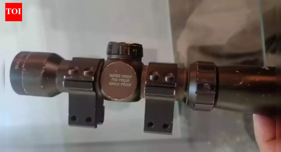 जम्मू-कश्मीर में स्पाईग्लास जब्त: 6 साल के बच्चे को कूड़े में मिला ‘खिलौना’; निकला ‘चीन निर्मित’ टेलीस्कोप | भारत समाचार