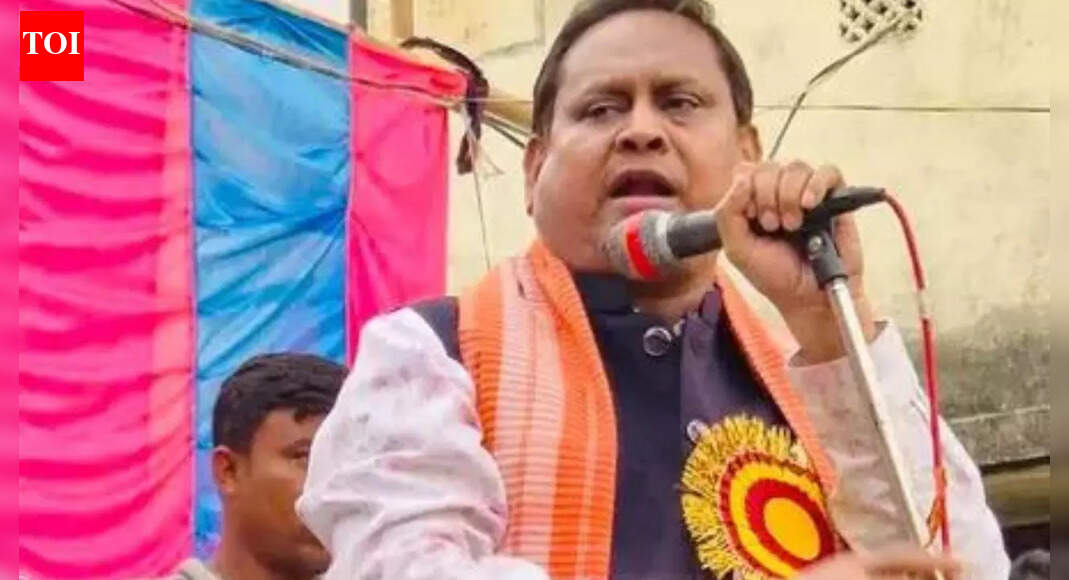 बंगाल बाबरी विवाद: निलंबित टीएमसी विधायक हुमायूं कबीर ने बनाई नई पार्टी; सीएम ममता का पलटवार | भारत समाचार