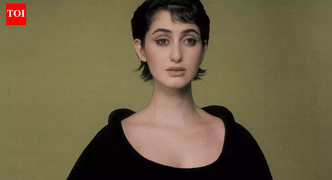 ‘वह प्रथम महिला बन सकती हैं’: रामा दुवाजी मैगजीन कवर पर इंटरनेट ‘राष्ट्रपति’ जोहरान ममदानी के लिए वोट करने के लिए तैयार है।