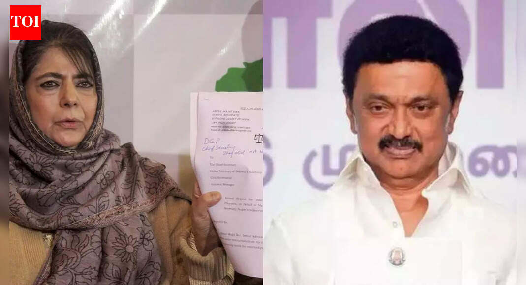 ‘स्टालिन को उर्दू या अंग्रेजी में बोलने को कहें’: पत्रकार पर चिल्लाईं महबूबा मुफ्ती; अभी भी कश्मीरी का उपयोग कर रहे हैं – देखें | भारत समाचार