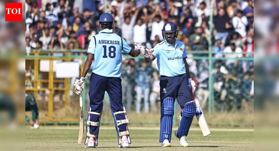 विजय हजारे ट्रॉफी में गंभीर चोट के बाद केकेआर स्टार और रोहित शर्मा के साथी खिलाड़ी को स्ट्रेचर पर ले जाया गया | क्रिकेट समाचार