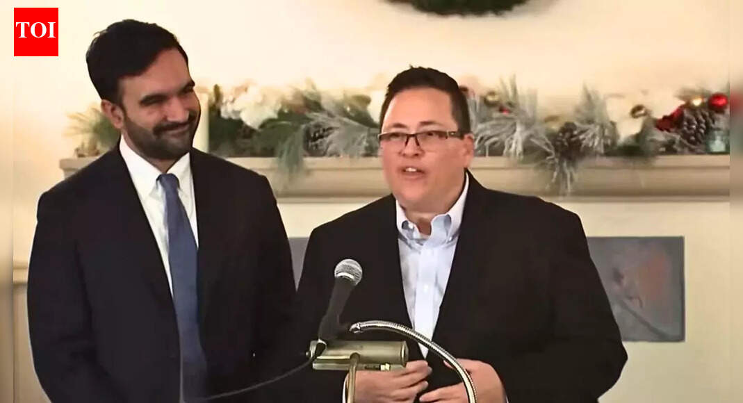 ‘लोग मर जाएंगे…’: एलोन मस्क ने ज़ोहरान ममदानी की FDNY के पहले खुले तौर पर समलैंगिक आयुक्त की नियुक्ति की आलोचना की | विश्व समाचार