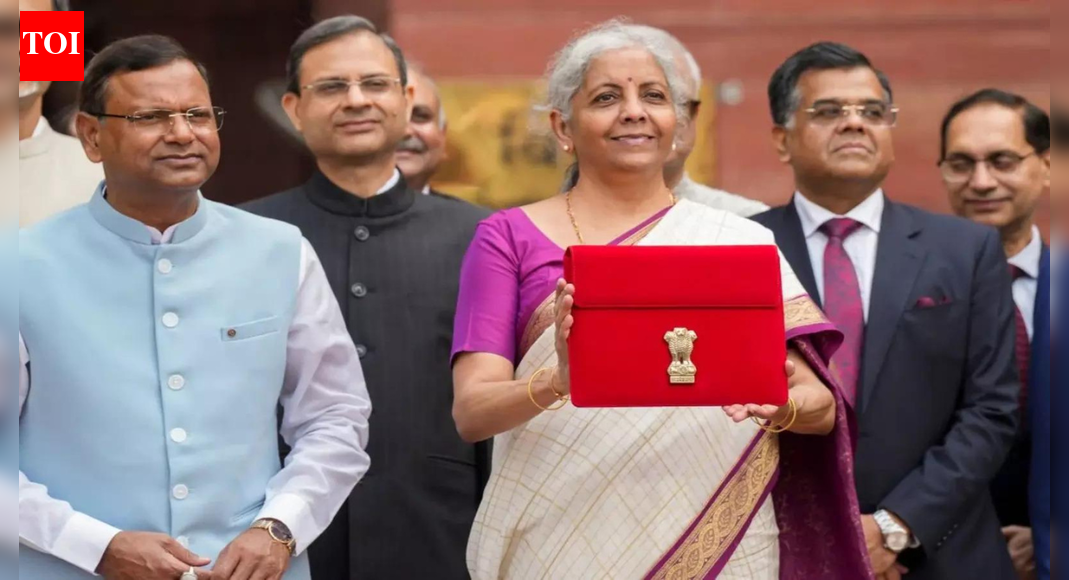 सरकार अर्थव्यवस्था को बढ़ावा देने के लिए बजट में पूंजीगत व्यय बढ़ा सकती है