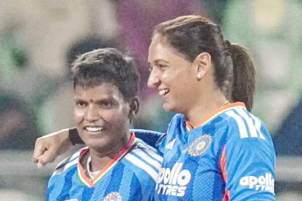 बड़े पैमाने पर! दीप्ति शर्मा ने तोड़े रिकॉर्ड और बनीं पहली भारतीय क्रिकेटर… | क्रिकेट समाचार