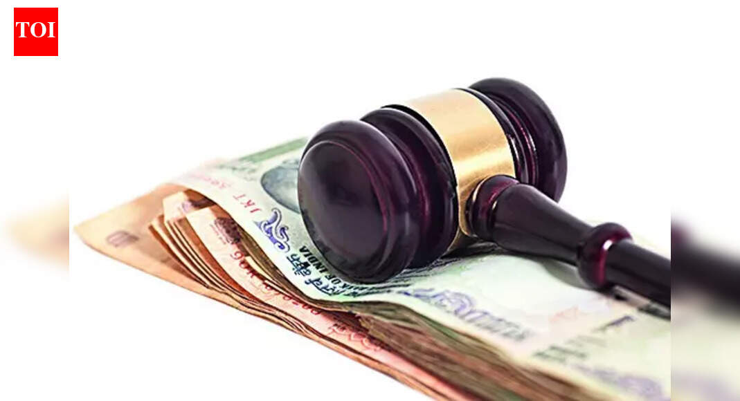 महाराष्ट्र हाईवे बस द्वारा मारे गए युवा इंजीनियर के परिवार को 2.2 मिलियन रुपये का पुरस्कार | भारत समाचार