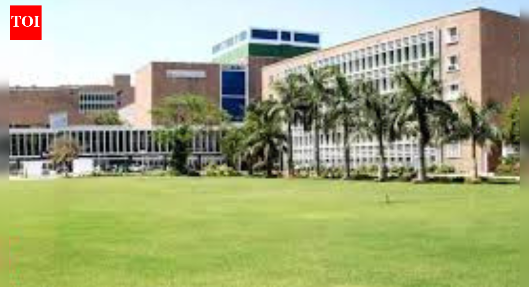 औचक निरीक्षण, कड़ी जांच: एनएमसी ने मेडिकल कॉलेजों के निरीक्षण के लिए प्रोफेसरों का राष्ट्रीय समूह गठित किया | भारत समाचार