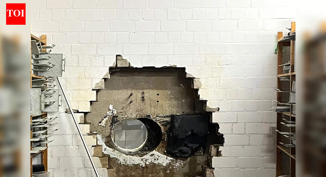 जर्मन बैंक की तिजोरी से लाखों की संपत्ति चोरी!