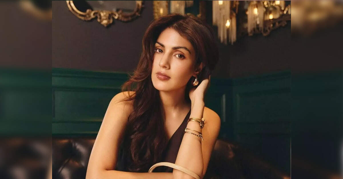 40 करोड़ रुपये के फैशन साम्राज्य तक रिया चक्रवर्ती की प्रेरक यात्रा, इकोनॉमिकटाइम्सबी2बी