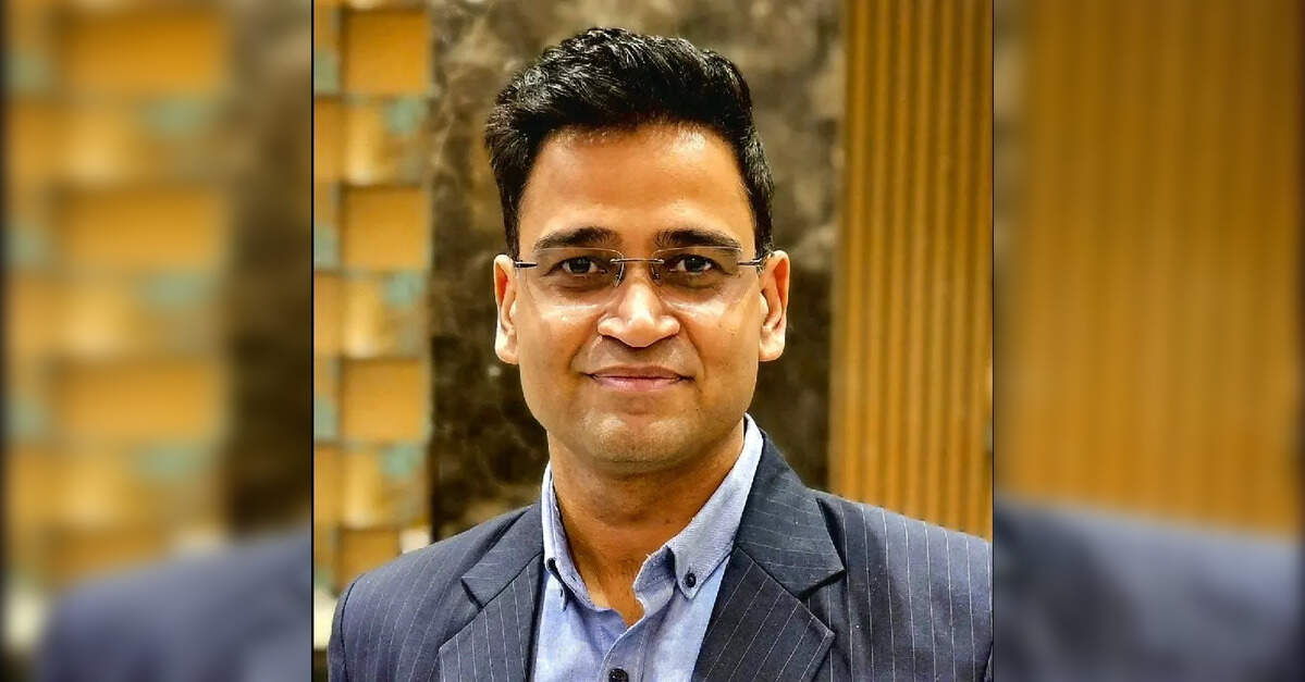 ब्लिंकिट सीएफओ विपिन कपूरिया ने फास्ट कॉमर्स फर्म इकोनॉमिकटाइम्सबी2बी में शामिल होने के 18 महीने बाद इस्तीफा दे दिया