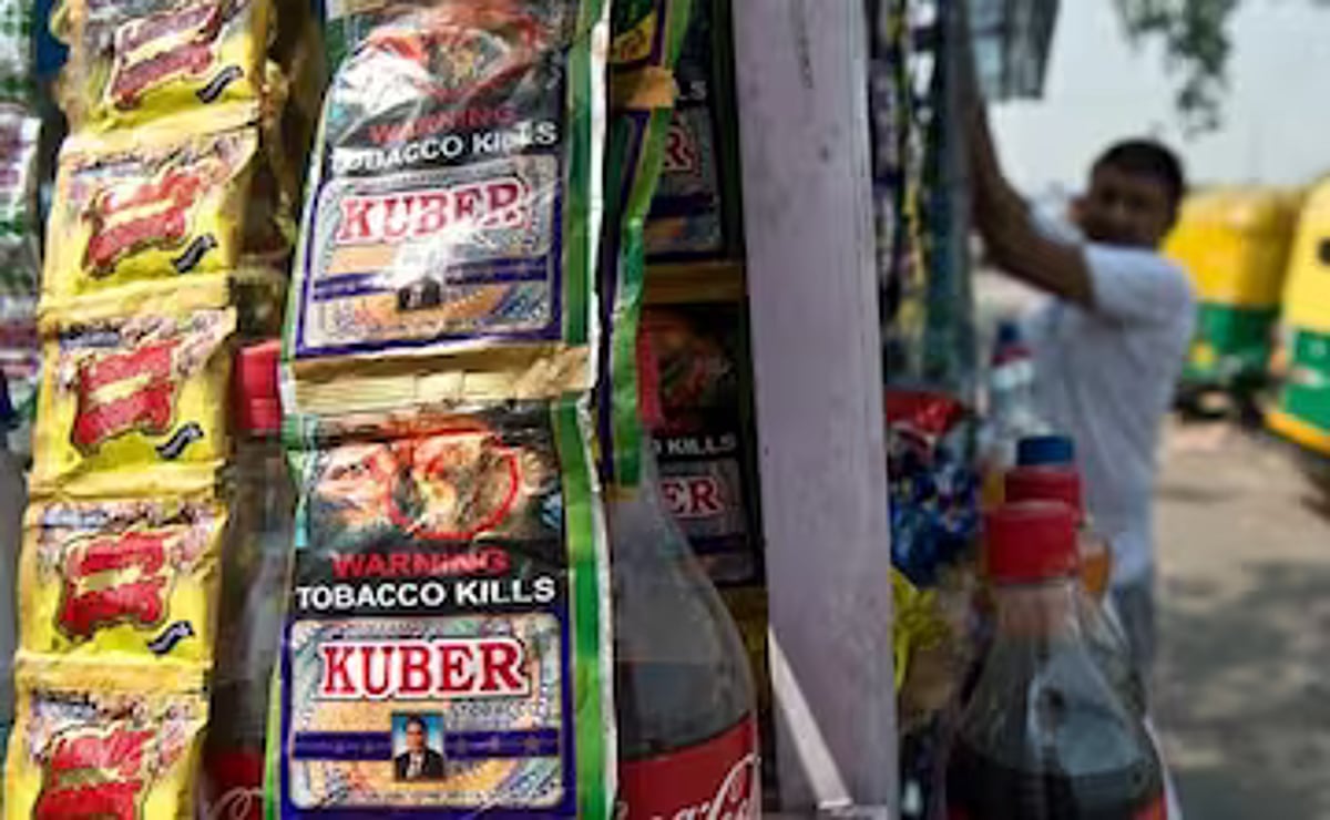 आत्महत्या से मृत पाई गई पान मसाला कारोबारी की बहू की मां ने सीबीआई जांच की मांग की