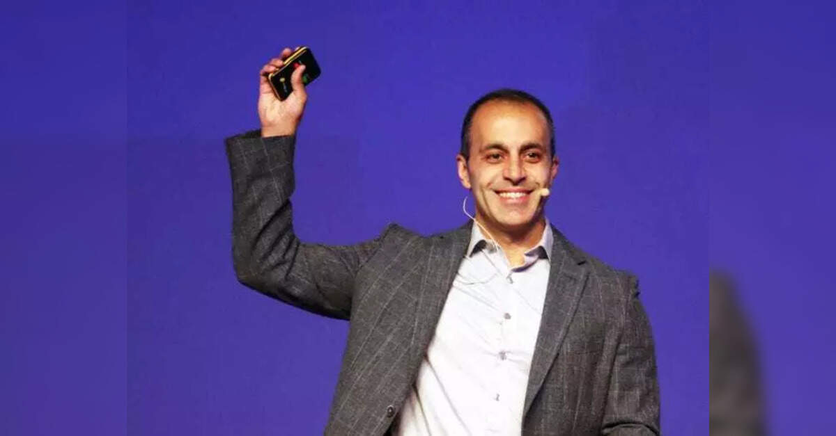 डेटाब्रिक्स 134 अरब डॉलर के मूल्यांकन पर पूंजी जुटाने के लिए बातचीत कर रहा है, द इंफॉर्मेशन, इकोनॉमिकटाइम्सबी2बी की रिपोर्ट