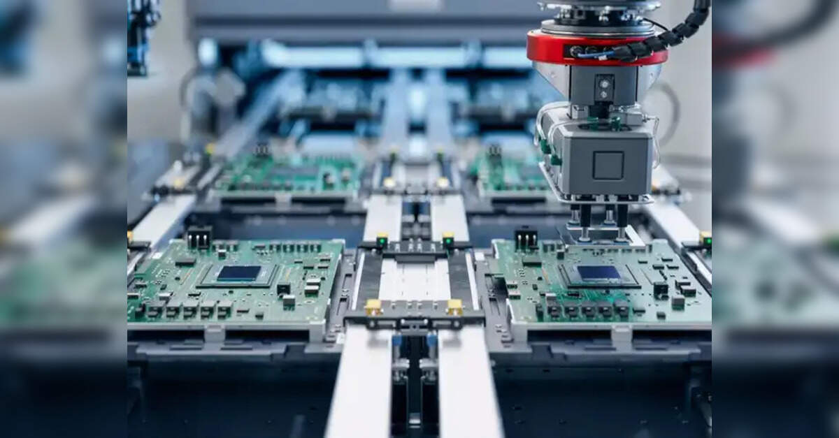 एसएफओ टेक्नोलॉजीज ने तमिलनाडु में 2,270 करोड़ रुपये के इलेक्ट्रॉनिक्स प्लांट की योजना बनाई है, इकोनॉमिकटाइम्सबी2बी