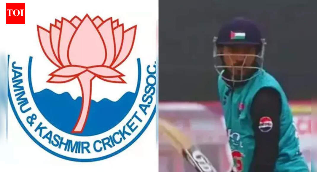 जम्मू क्रिकेट मैच में फ़िलिस्तीन का झंडा: जम्मू-कश्मीर पुलिस ने शुरू की जांच: खिलाड़ी, आयोजक से पूछताछ | क्रिकेट समाचार