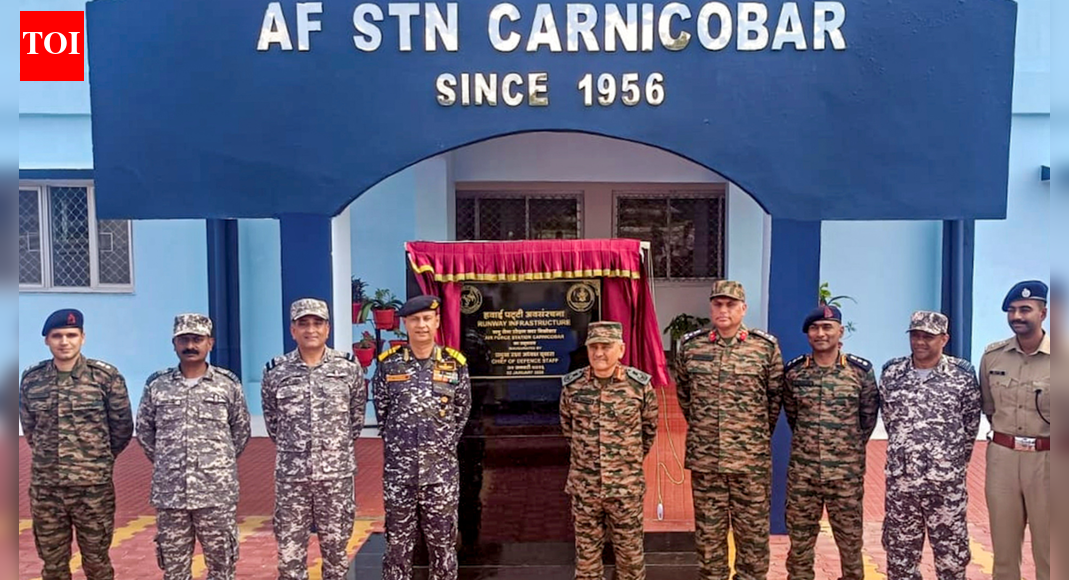 सीडीएस ने कार निकोबार द्वीप में भारतीय वायुसेना बेस पर बेहतर रनवे का उद्घाटन किया | भारत समाचार