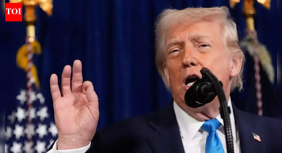 ड्रग्स, तेल, अवैध आप्रवासन: डोनाल्ड ट्रम्प ने वेनेजुएला पर हमले का आदेश क्यों दिया; हम अब तक क्या जानते हैं | विश्व समाचार