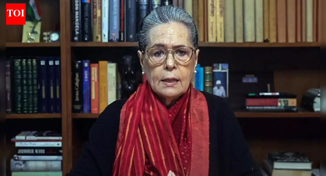 सोनिया गांधी को सांस लेने में तकलीफ के बाद भर्ती कराया गया, हालत स्थिर | भारत समाचार