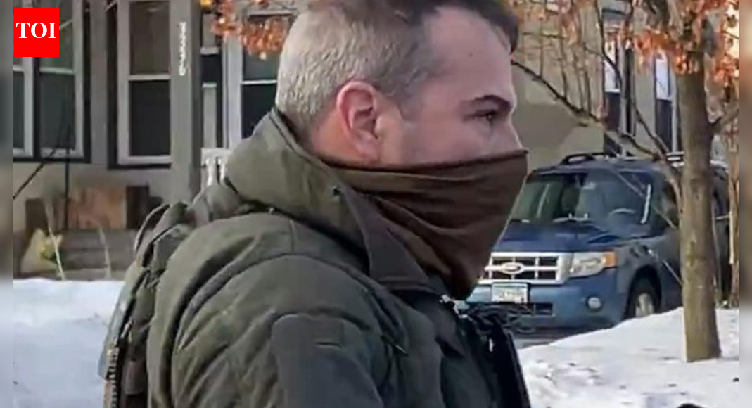 युद्ध के अनुभवी, एमएजीए समर्थक और फिलिपिनो पत्नी? यहां हम आईसीई एजेंट जोनाथन रॉस के बारे में जानते हैं जिन्होंने मिनियापोलिस में एक महिला की हत्या कर दी थी