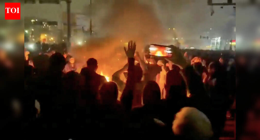 ईरान में विरोध प्रदर्शन: दमन में कम से कम 500 मरे; तेहरान ने अमेरिका और इजराइल को परिणाम भुगतने की चेतावनी दी