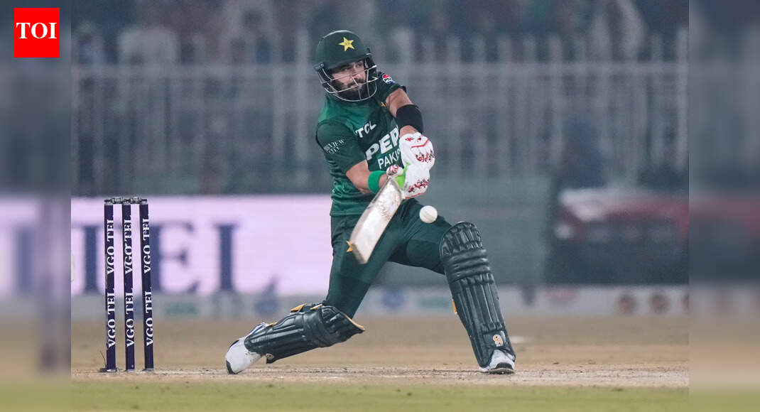 ‘हम माफी मांगते हैं’: साहिबजादा फरहान के चयन से शर्मिंदा हुए पूर्व पाकिस्तानी खिलाड़ी – देखें | क्रिकेट समाचार