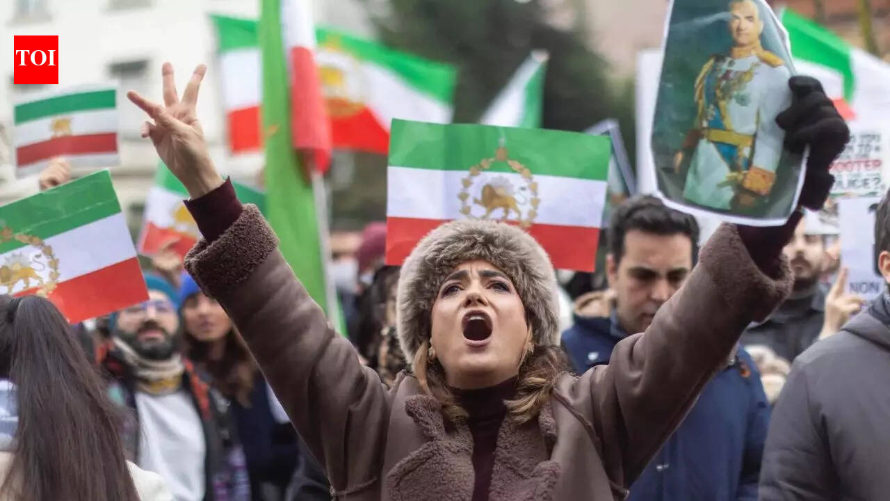 ईरान अशांति: विरोध प्रदर्शन में मरने वालों की संख्या 4,000 से अधिक, कार्रवाई के बीच राज्य टीवी हैक – शीर्ष घटनाक्रम