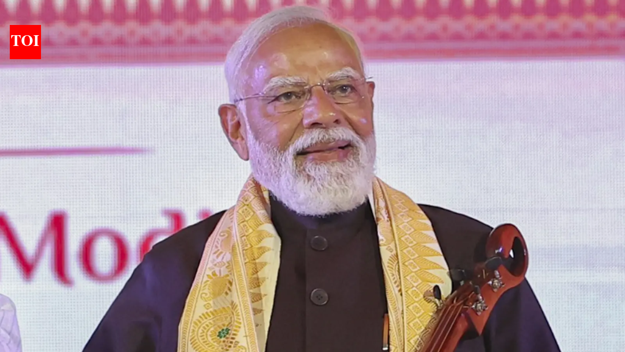 ‘भारत की समृद्ध प्रगति’: पीएम मोदी ने मणिपुर, मेघालय और त्रिपुरा को राज्य दिवस पर बधाई दी; 1972 में बने राज्य | भारत समाचार