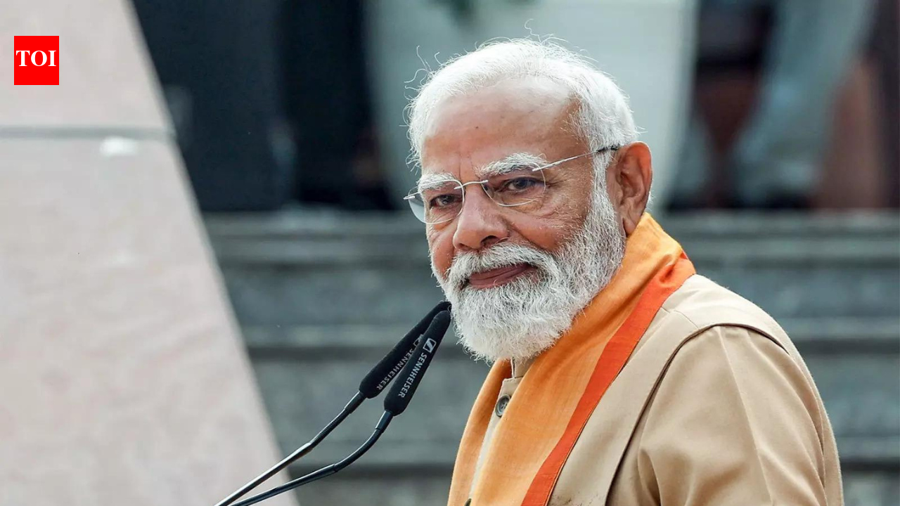 मणिपुर में विकास पथ को मजबूत करने की जरूरत: प्रधानमंत्री | भारत समाचार