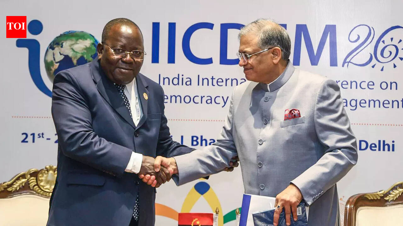 चुनाव आयोग और वैश्विक समकक्षों ने ‘दिल्ली घोषणा 2026’ को अपनाया | भारत समाचार