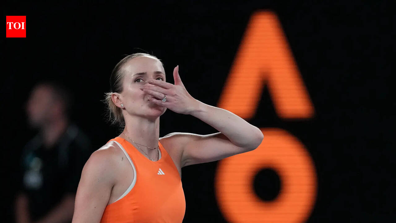 एलिना स्वितोलिना ने मेलबर्न की गर्मी में कोको गॉफ को झुलसा दिया और आर्यना सबालेंका के साथ सेमीफाइनल मुकाबले की तैयारी की | टेनिस समाचार