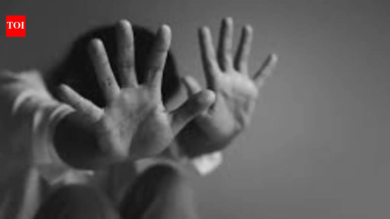 उत्पीड़न का आरोपी, जमानत पर मुक्त, विश्व कप क्वालीफायर में टीम के साथ गया | अधिक खेल समाचार