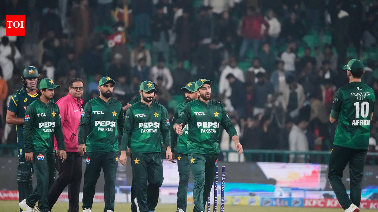 टी20 विश्व कप विवाद: ‘नहीं खेलेंगे’ – पाकिस्तान के पूर्व कप्तान ने उठाया भारत मैच बहिष्कार का प्लान | क्रिकेट समाचार