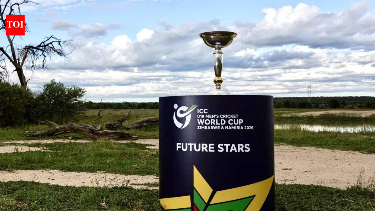 23.0 ओवर में अफगानिस्तान अंडर-19 107/3