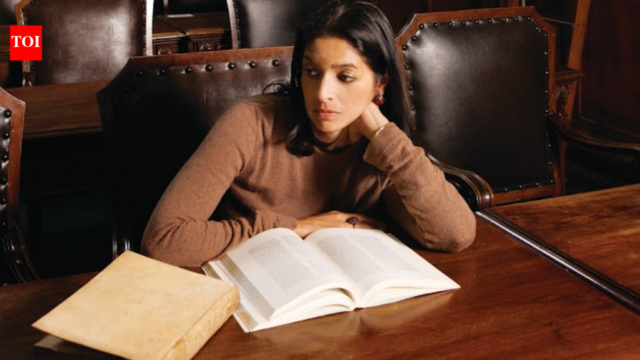 झुम्पा लाहिड़ी ने मातृभाषा और उसकी आवश्यकता पर सवाल उठाए | भारत समाचार