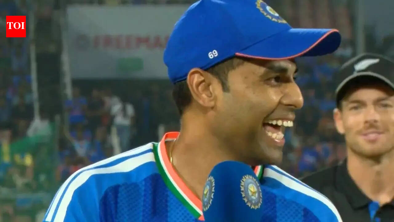 ‘ओह माय गॉड’: भारत के कप्तान सूर्यकुमार यादव संजू सैमसन द्वारा भीड़ को बेवकूफ बनाने के बाद वायरल हो गए – देखें | क्रिकेट समाचार