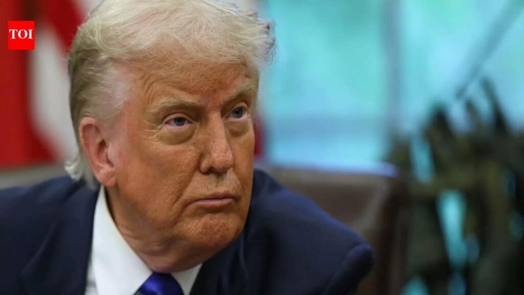  बिलियन का फंड फ़्रीज़: रिपोर्ट में कहा गया है कि ट्रम्प न्यूयॉर्क हवाई अड्डे, स्टेशन का नाम अपने नाम पर रखना चाहते थे