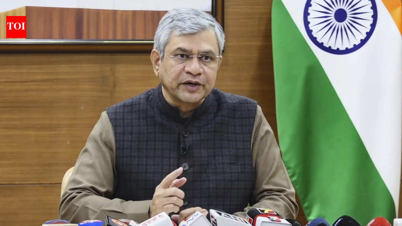 अश्विनी वैष्णव का कहना है कि भारत की नजर आईएसएम 2.0 के तहत डिजाइन कंपनियों पर केंद्रित संपूर्ण सेमीकंडक्टर मूल्य श्रृंखला पर है