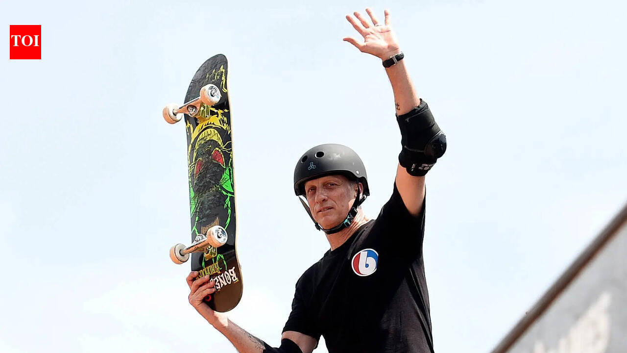क्या टोनी हॉक की शादी जेफरी एप्सटीन द्वीप पर हुई थी? स्केट लेजेंड जवाब देता है | विश्व समाचार