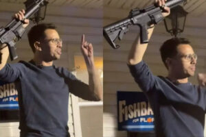 ‘हम तुम्हें गोली मार देंगे’: एच1बी विरोधी फ्लोरिडा के गवर्नर उम्मीदवार ने आगजनी का दावा करने के बाद राइफल के साथ वीडियो पोस्ट किया