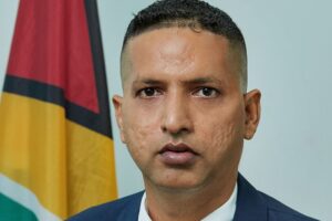 कौन हैं विकाश रामकिसन? गुयाना के सांसद जिनका संसद में हिंदी भाषण वायरल हो गया