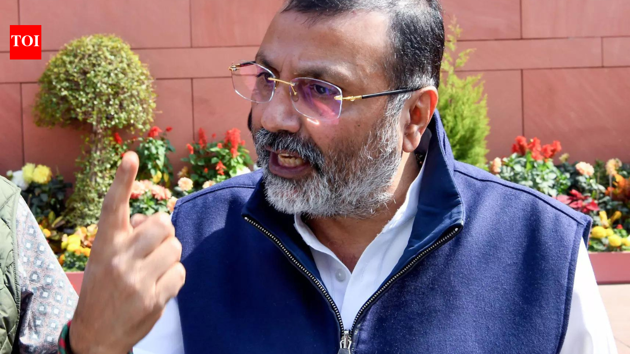 ‘भारत विरोधी ताकतों से जुड़े’: बीजेपी सांसद ने राहुल गांधी की संसद सदस्यता रद्द करने का प्रस्ताव पेश किया | भारत समाचार