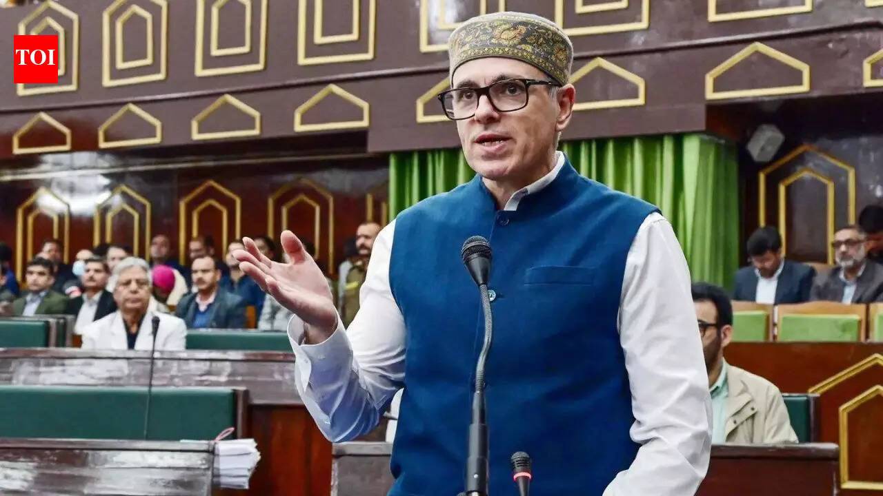 जम्मू-कश्मीर सरकार का दावा, 133 लग्जरी वाहनों की खरीद में कोई अनियमितता नहीं | भारत समाचार