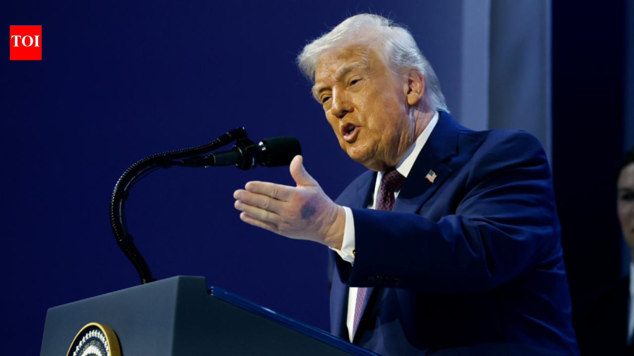 ट्रम्प ने हटाए गए उस वीडियो का बचाव किया जिसमें ओबामा को वानर के रूप में दिखाया गया है, उन्होंने कहा कि यह ‘द लायन किंग’ का संदर्भ देता है