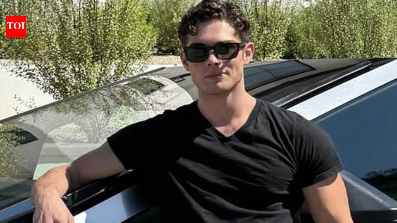 एरिजोना स्टेट यूनिवर्सिटी गिरफ्तारी मामले में घोर जालसाजी और नशीली दवाओं के आरोप हटाए जाने के बाद क्लैविकुलर ने चुप्पी तोड़ी