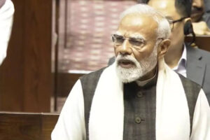 विपक्ष ने पीएम मोदी पर बोला हमला, संसद परिसर में किया विरोध प्रदर्शन | भारत समाचार