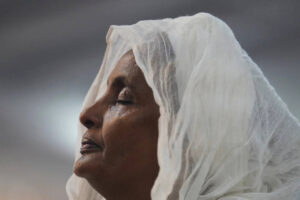 धार्मिक विविधता में सिंगापुर अग्रणी; विश्व रुझान बताते हैं कि ईसाई सबसे अधिक संख्या में हैं, मुसलमान सबसे तेजी से बढ़ रहे हैं और हिंदू लगभग 15% हैं