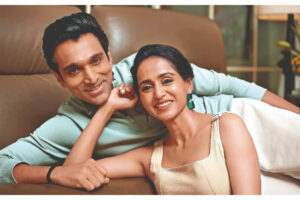 जिससे आप प्यार करते हैं उससे शादी करना सबसे बड़ा आशीर्वाद है: प्रतीक गांधी और भामिनी ओझा गांधी | हिंदी मूवी समाचार