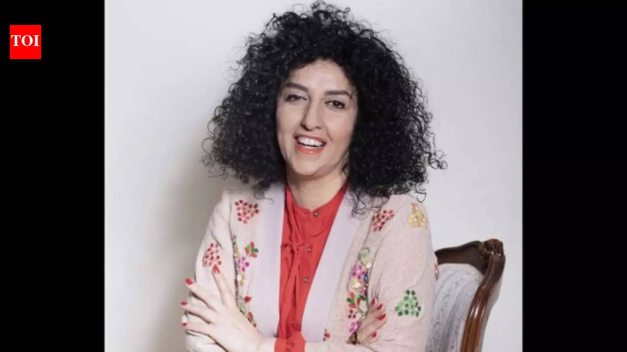 कौन हैं नर्गेस मोहम्मदी? स्वास्थ्य समस्याओं के बीच नोबेल शांति पुरस्कार विजेता को ईरान की ज़ांजन जेल में स्थानांतरित किया गया