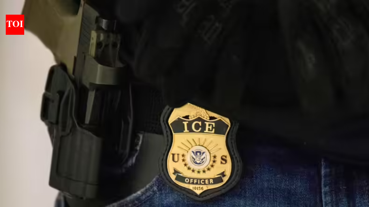 अप्रवासी हिरासत को अवैध घोषित करने वाले 4,400 अदालती फैसलों के बावजूद, ट्रम्प प्रशासन की आईसीई कार्रवाई जारी है