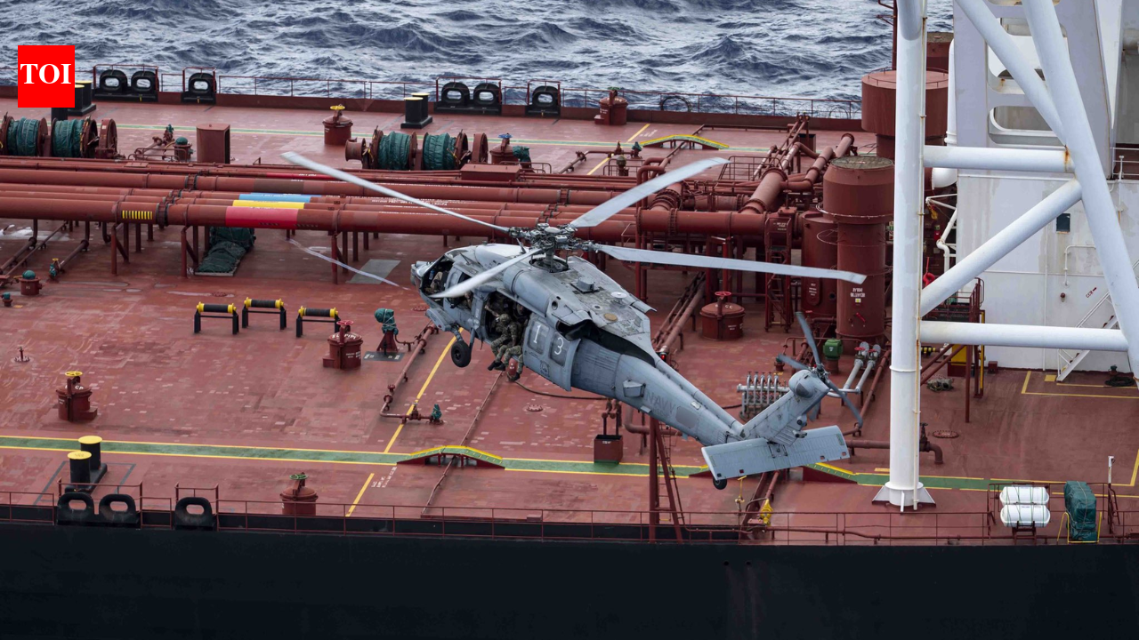 ‘अंतर्राष्ट्रीय जल अभयारण्य नहीं हैं’: अमेरिकी सेना ने हिंद महासागर में प्रतिबंधित वेनेज़ुएला जहाज वेरोनिका III को रोका – वीडियो