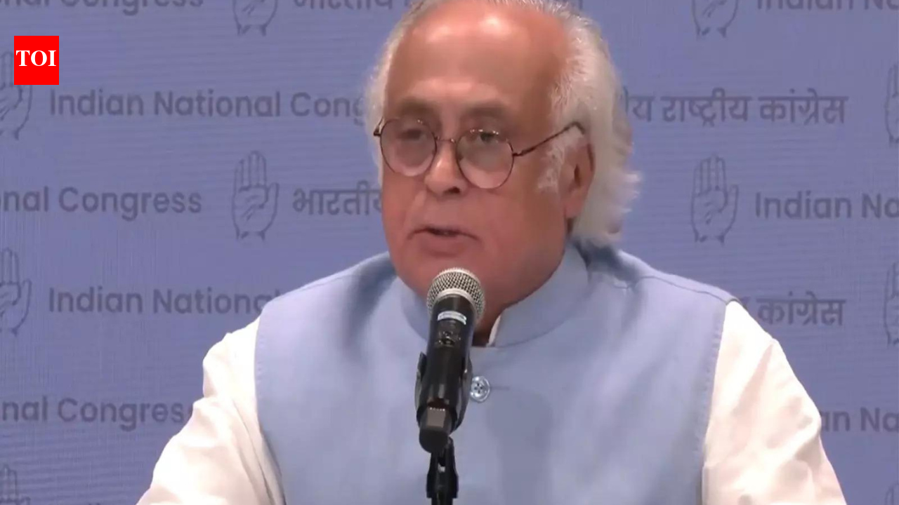 ‘हताश पीआर अभ्यास’: कांग्रेस ने पीएम मोदी के साक्षात्कार को ‘स्क्रिप्टेड’ बताया, व्यापार समझौते और किसानों से ध्यान भटकाने का आरोप लगाया | भारत समाचार